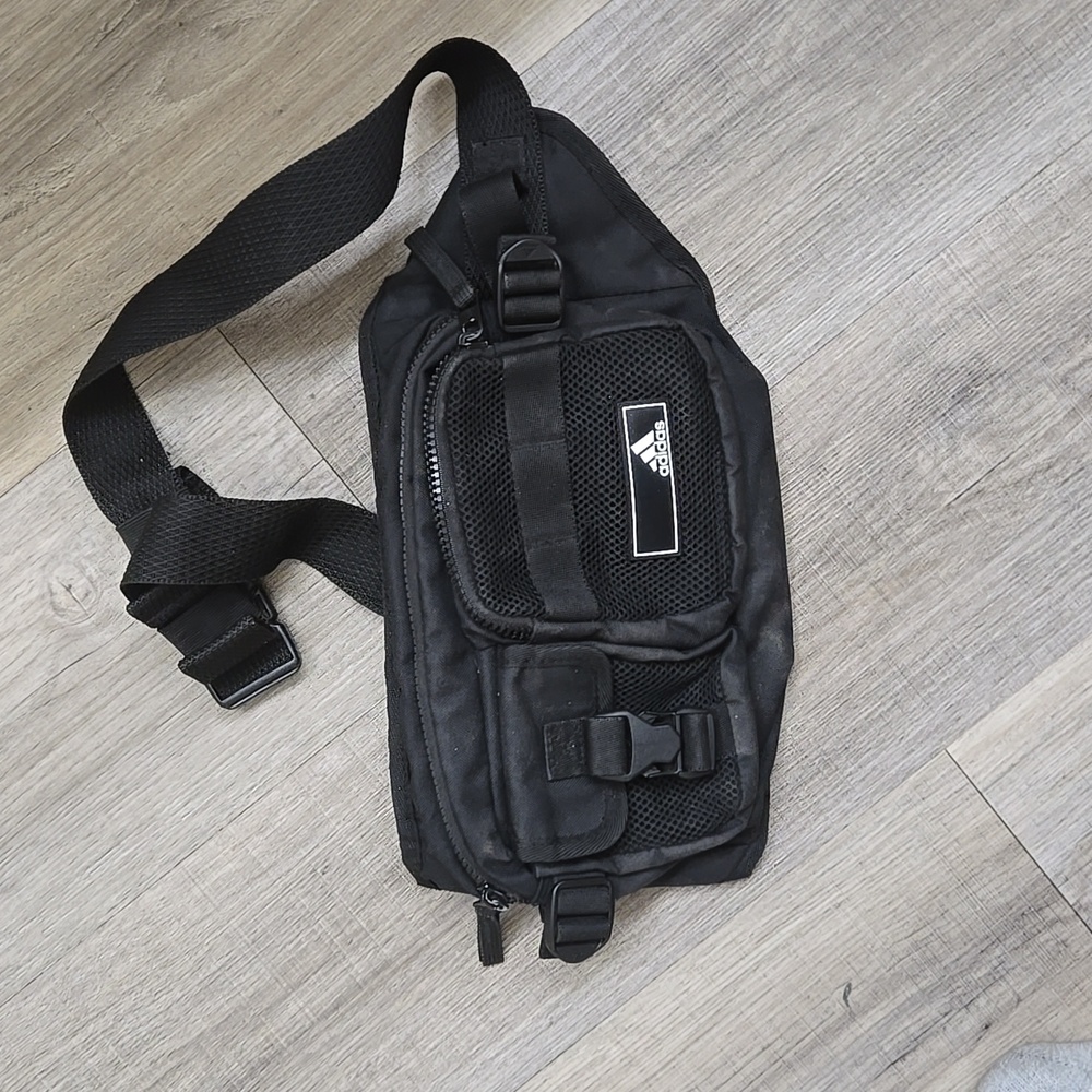 Adidas fanny pack